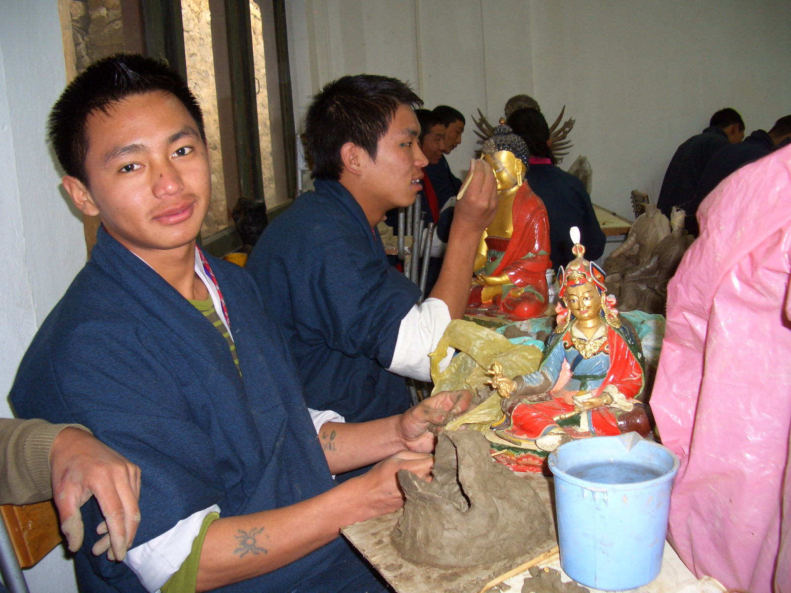 next, we visited the painting school, which offers 6-year courses offering instruction in Bhutan's traditional arts.